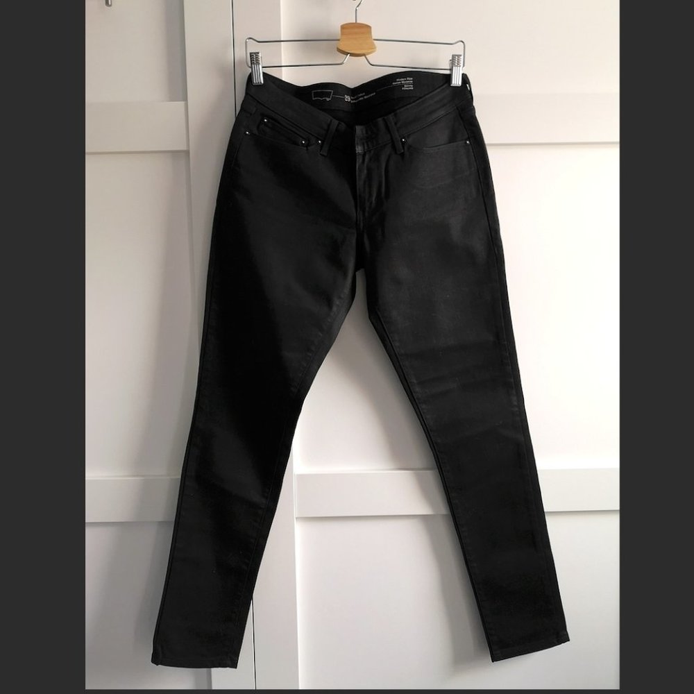 Demi Curve Modern Rise Skinny Filiforme Jeans NWOT